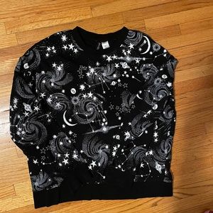 Star Print Crew Neck